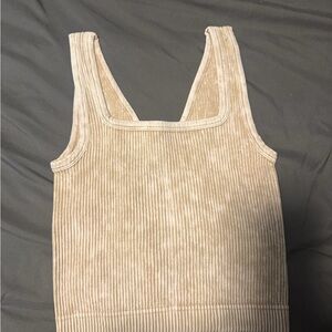 Zenana Outfitters ribbed crop Tank